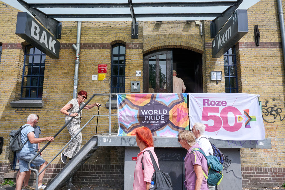 Roze 50Plus 'Ik ben wie ik ben!'