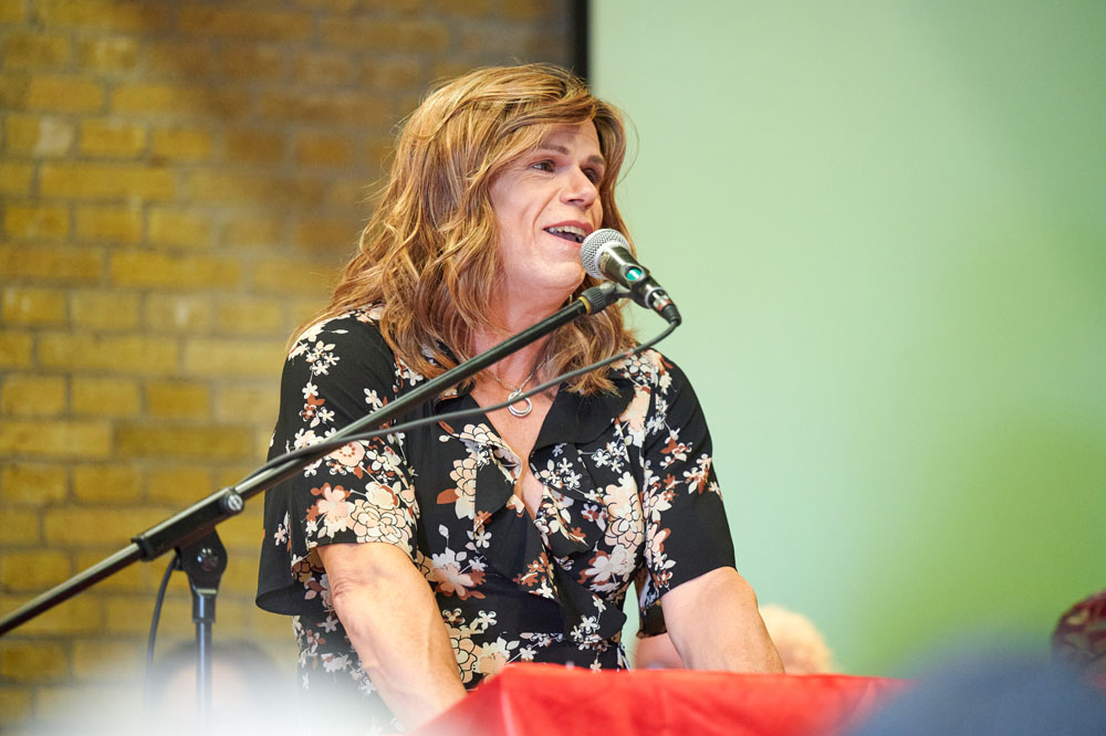 Roze 50Plus 'Ik ben wie ik ben!'