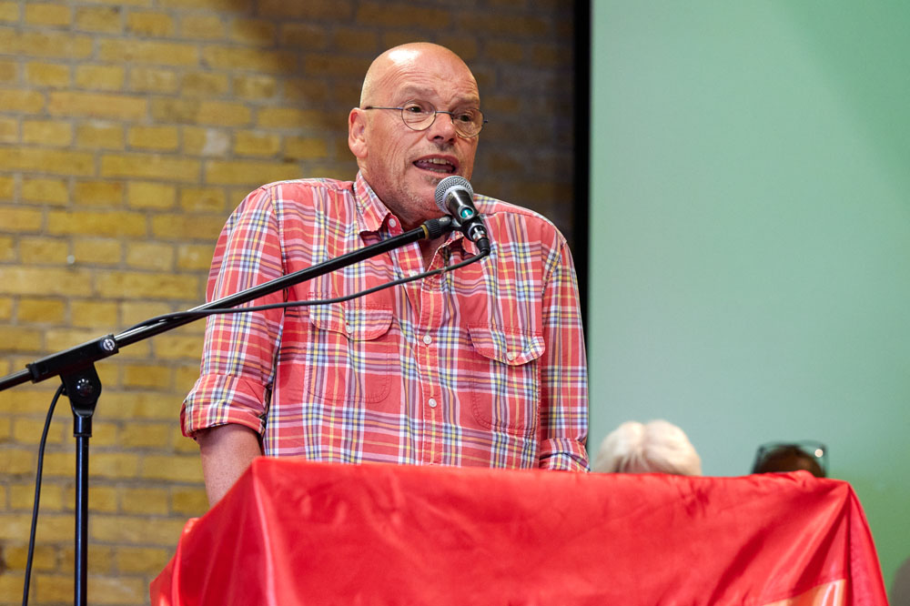 Roze 50Plus 'Ik ben wie ik ben!'